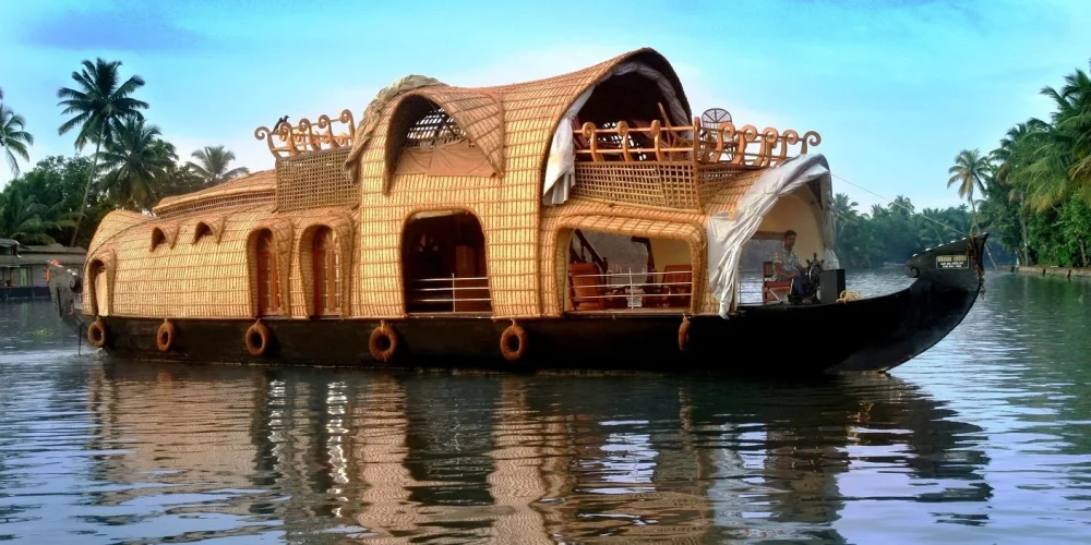 4-ONE-BED-AC.LUXURY-HONEY-MOON